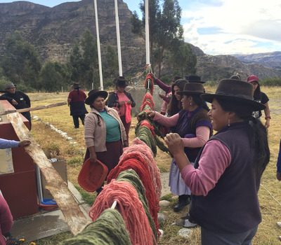 Science and Society Friday: Volunteering and USR. Weaving spaces for meeting, recognition and learning in a high Andean community